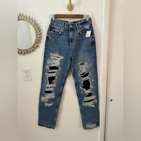 Free People Mccoy destroyed boyfriend jeans in blue - Picture 5 of 8